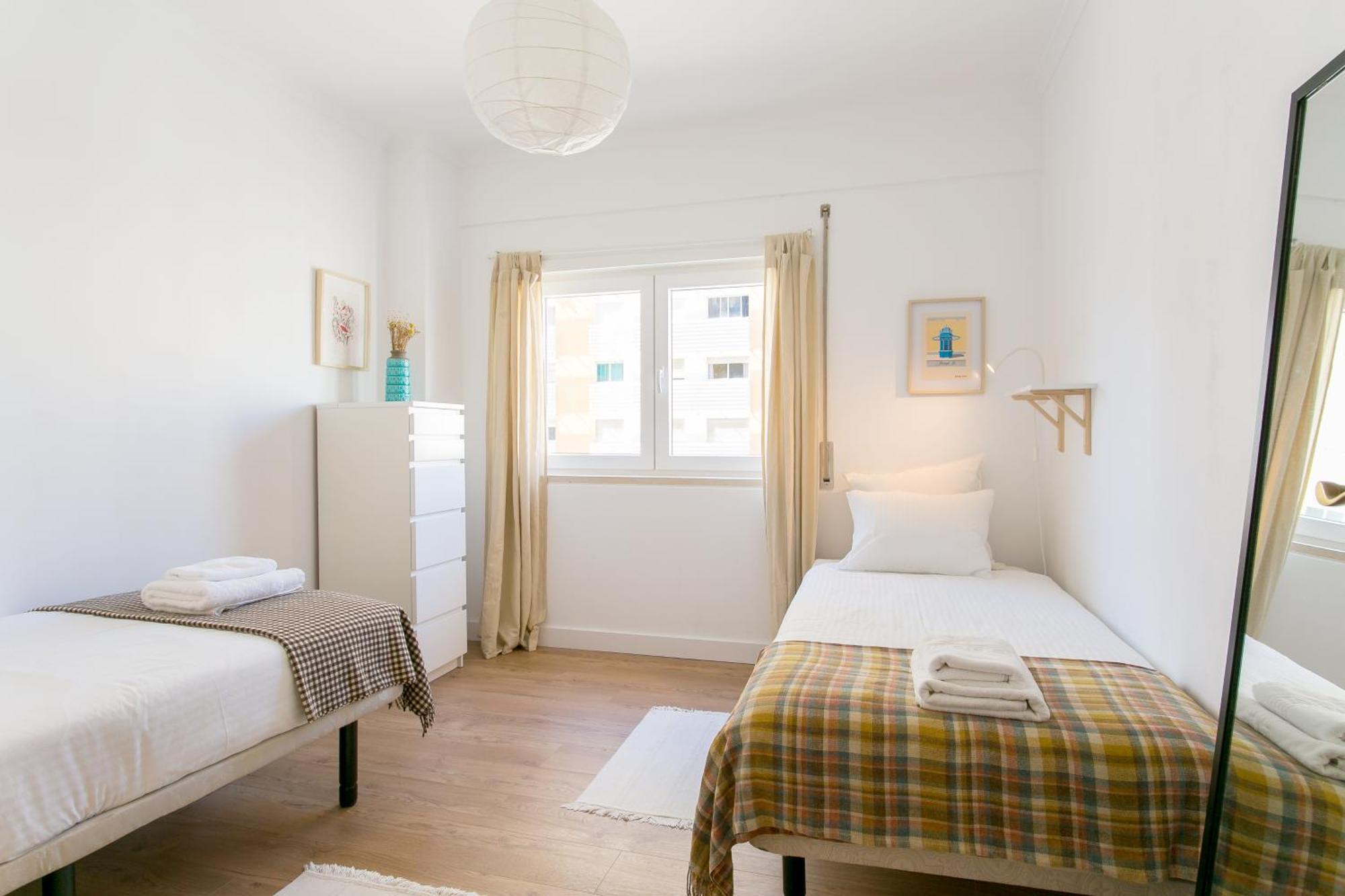 Apartamento Central E Confortavel Junto Ao Bairro Da Graca ลิสบอน ภายนอก รูปภาพ